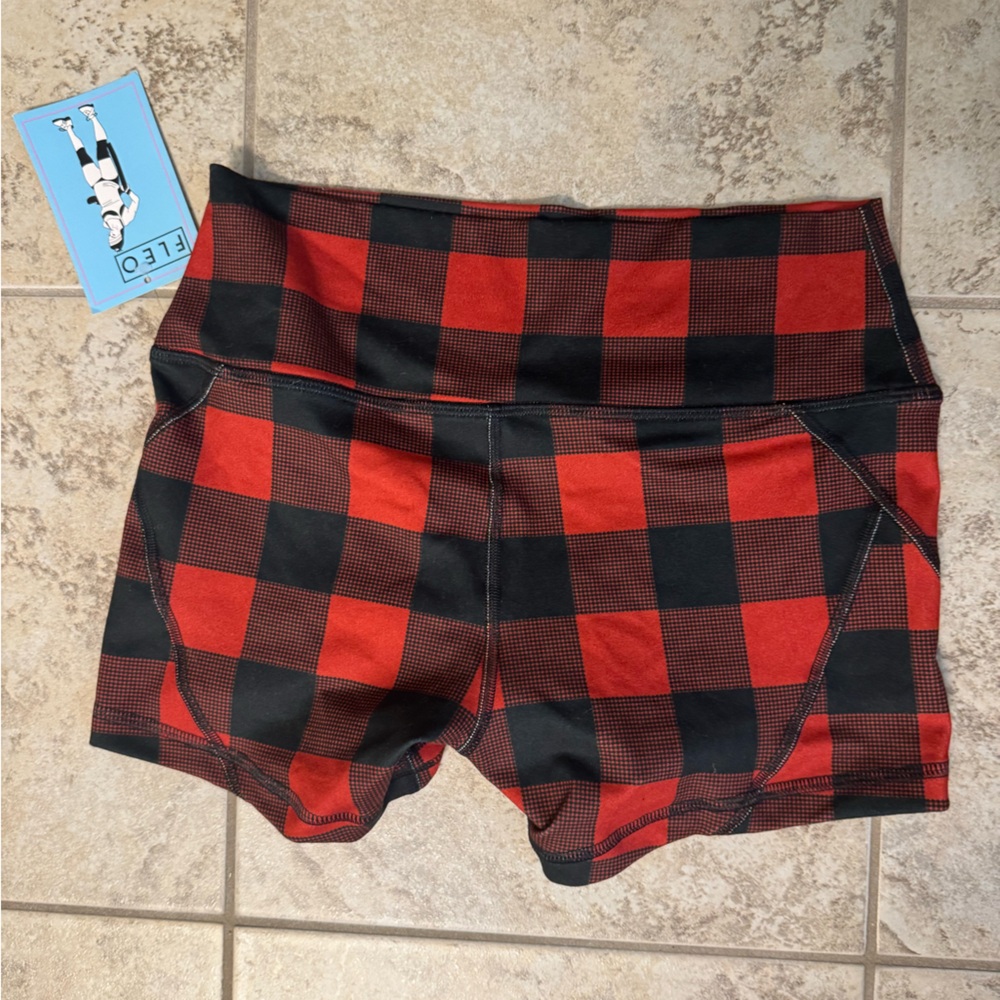Buffalo Plaid Apex Contour Shorts - new with tags